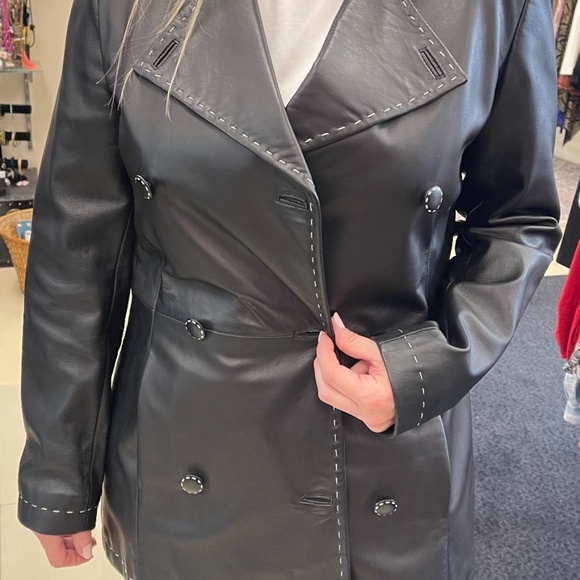 Dana Buchman leather jacket size 4 - Picture 6 of 15